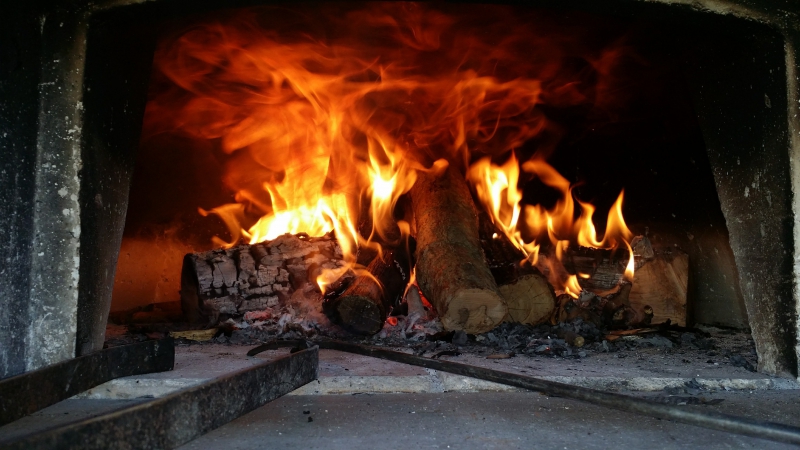 pizzeria-ST JEANNET-min_wood-fired-oven-1960099